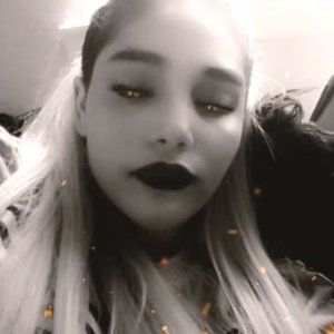 Meet your Posher, Ariana